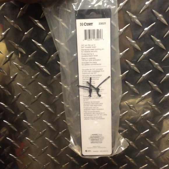 Curt Coupler Lock For Trailer Hitch (1/4"- 3/4") - Picture 5 of 5